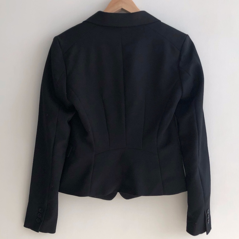 H&M Blazer - Picture 2 of 4
